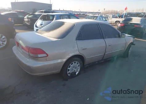2001 Honda Accord 2.3 Lx from USA, damaged, VIN 1HGCG56491A082694